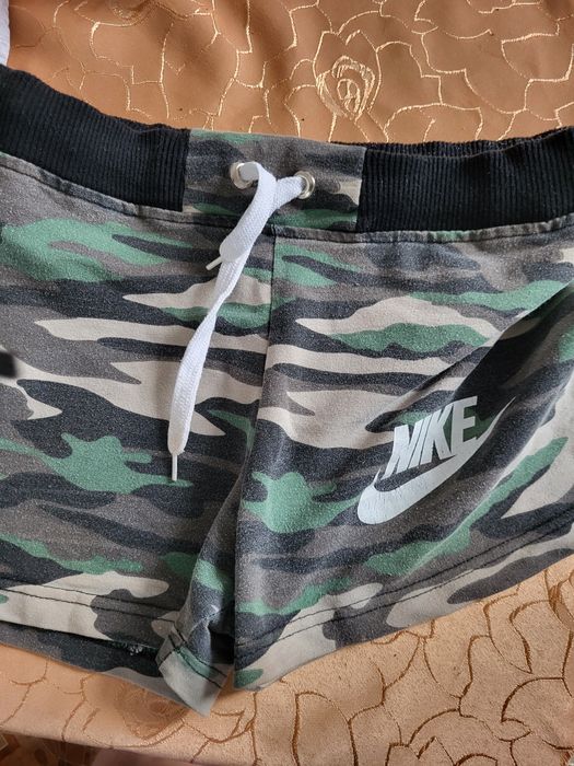 Szorty i rozmiar L cena 5zlotych