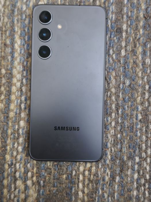 Vendo Samsung Galaxy S24 256gb/8gb desbloqueado, onyx black