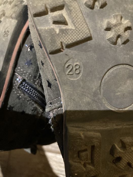 Buty zimowe dla dziewczynki 28