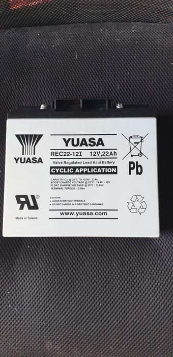 Akumulator YUASA 2szt