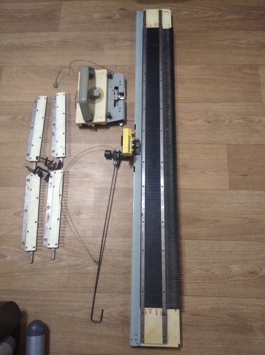 Вязальная машина Нева 5