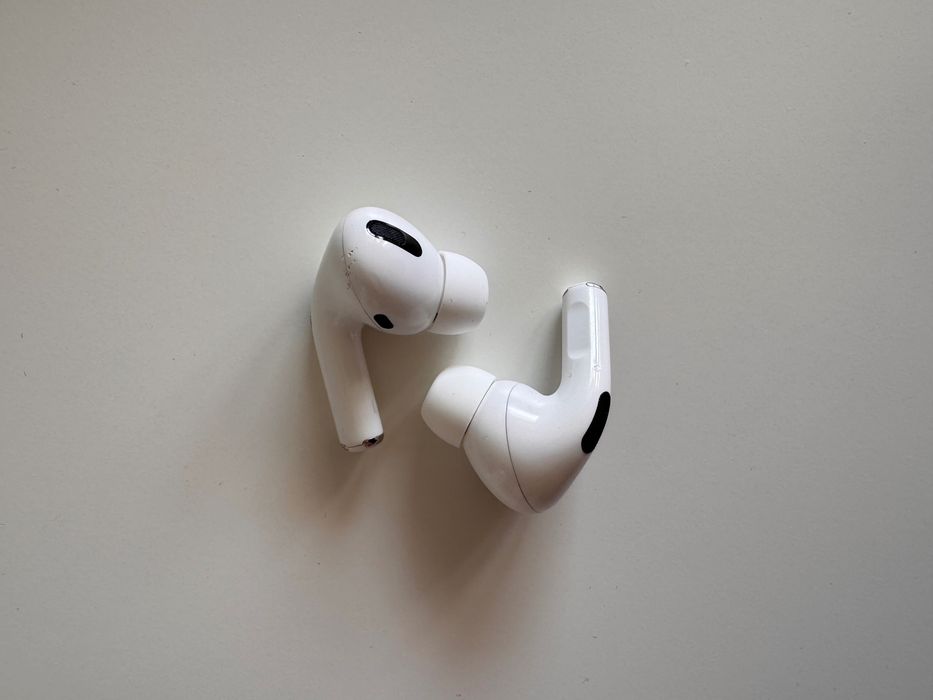 Apple AirPods Pro (1. gen)