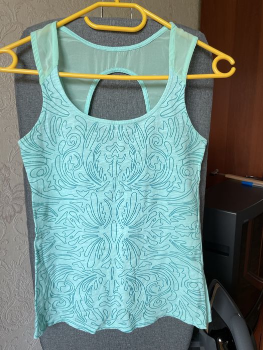 Блузи, майки, кофти