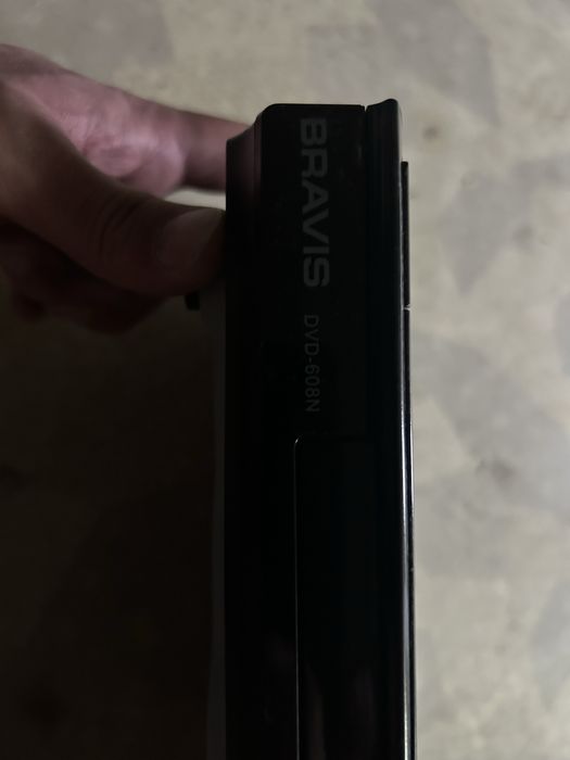 Дівіді програвач бравіс