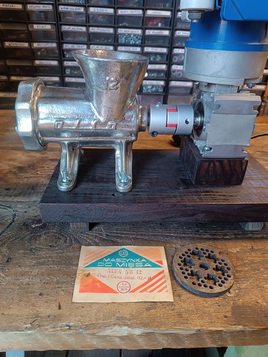 Maszynka do mięsa Alfa 12 z napędem 230V