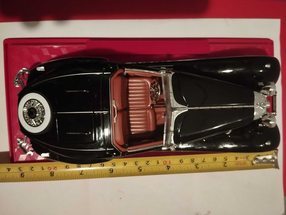 Модель авто Mercedes-Benz 500K Special Roadster.1936 г.1/24