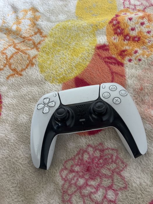 Comando ps5 em bom estado