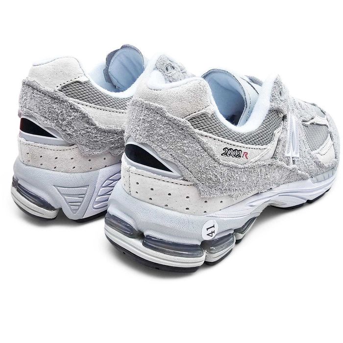 Чоловічі кросівки New Balance 2002r сірі