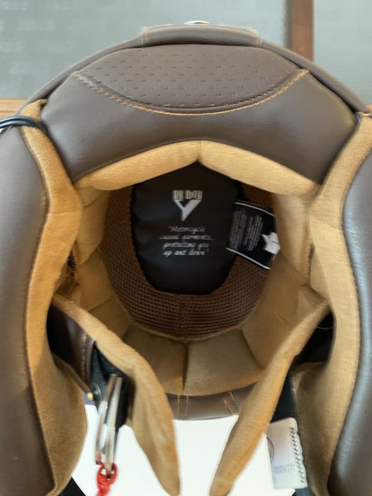 Bycity Roadster III - Capacete Retro