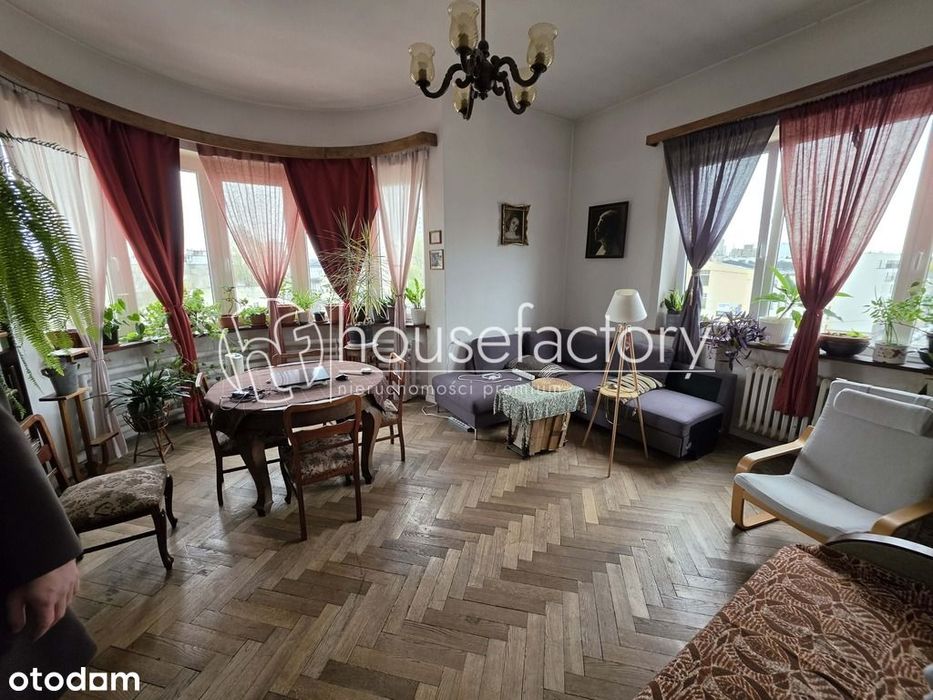 87 m^2 w Modernistyczna Kamienicy z Windą