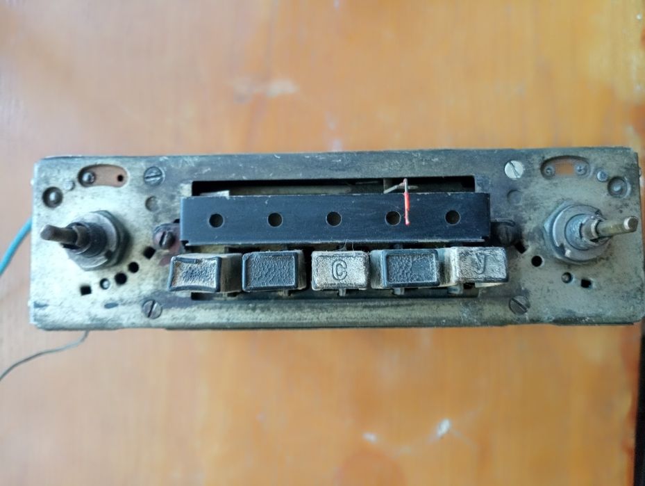 Продам 2 приемника А- 271 !