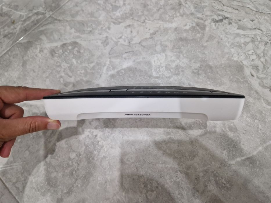 Router technicolor em bom estado