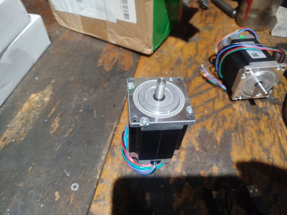 Шаговий мотор Nema 23 2.2 n.m