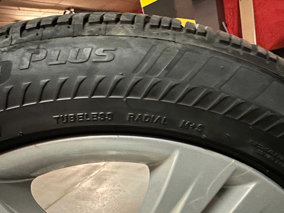 Opony Bridgestone plus + Felgi BMW f30, 17"; 5X120; 72,6mm