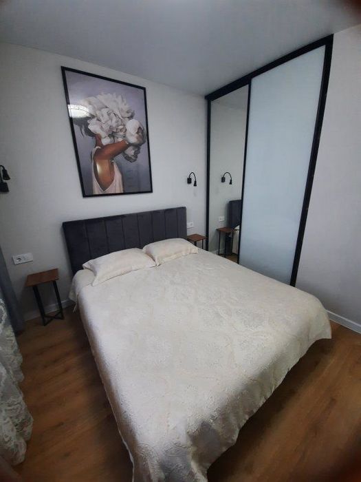 Сдам 1ую квартиру Таирова.Новый дом.С животным берут.Евродвушка