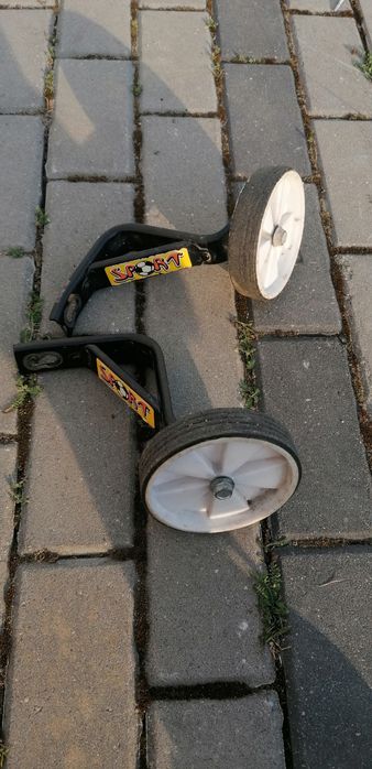 Boczne kółka do nauki jazdy rowera rowerowe dziecięce Nowe Tokary • OLX.pl
