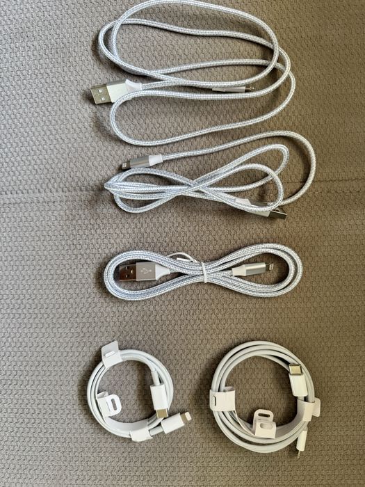 Зарядні кабелі USB-C/Ligtning/,Type-C/Ligtning/