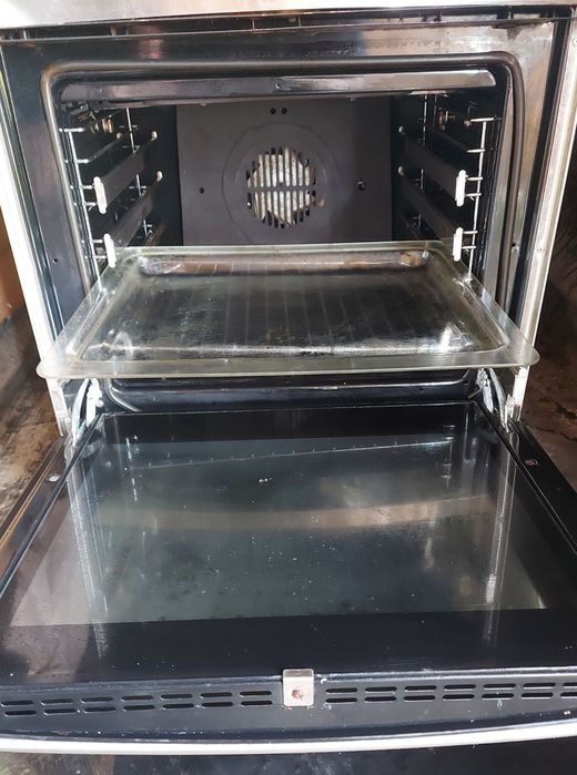 Продам електро плиту