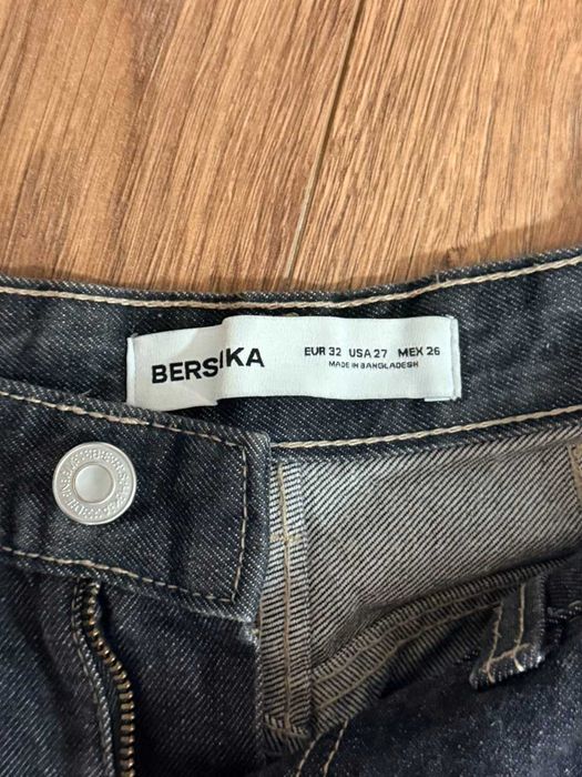 Бегги-Бріджи чорні джинси Bershka S