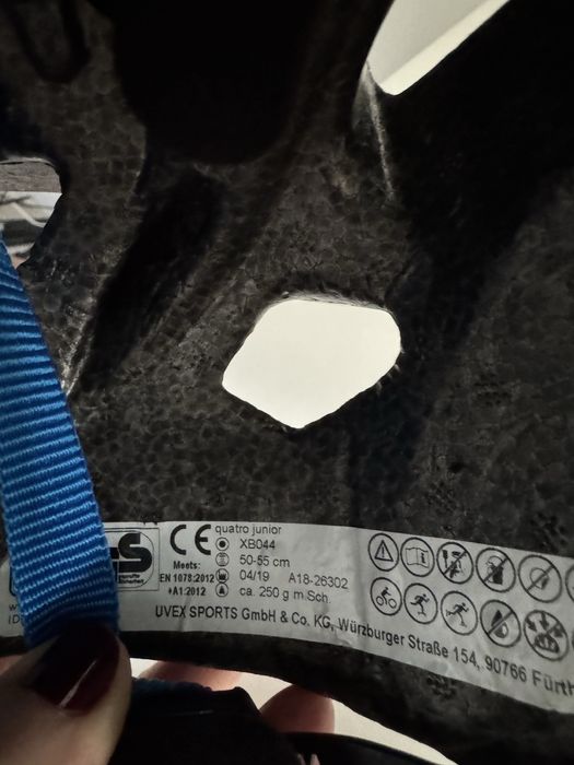 Kask rowerowy uvex junior quatro