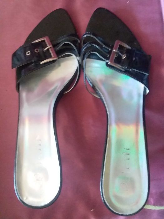 Босоножки ( шлепанцы ) женские