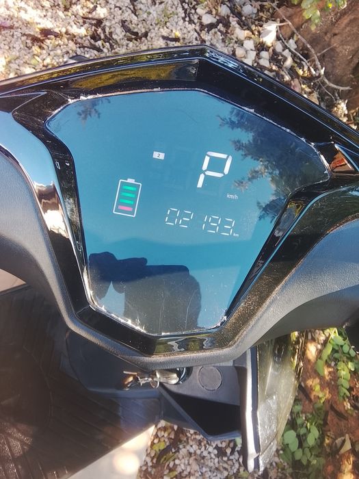 Moto eletrônica, 5 meses de uso .