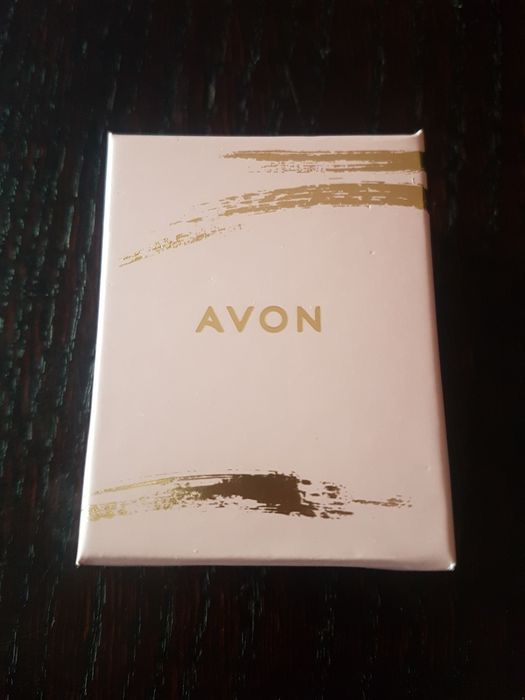 Avon TTA Today zestaw naszyjnik + kolczyki nieskończoność pudełko Nowe