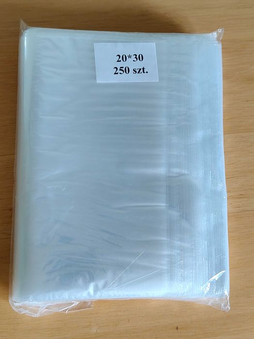 Woreczki foliowe 20x30 cm gr 15 mikronów opk 250szt