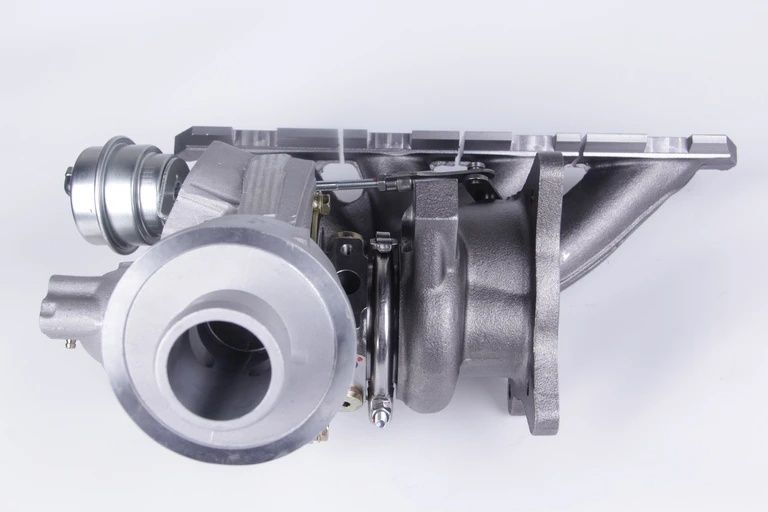 Fabrycznie Nowa Turbina  SEAT AUDI A4 A6 2.0TFSi  200km 220km