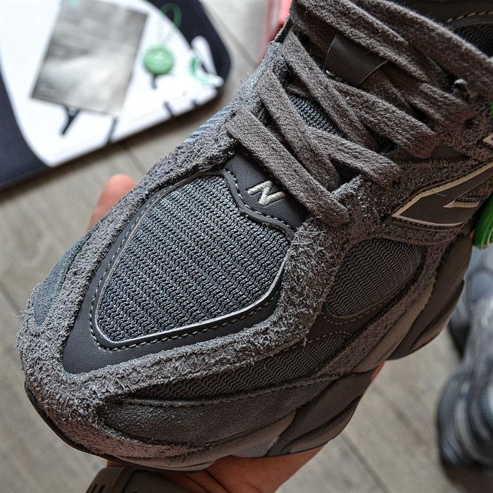 Мужские кроссовки New Balance 9060 'Dark Grey' Размеры 40-44