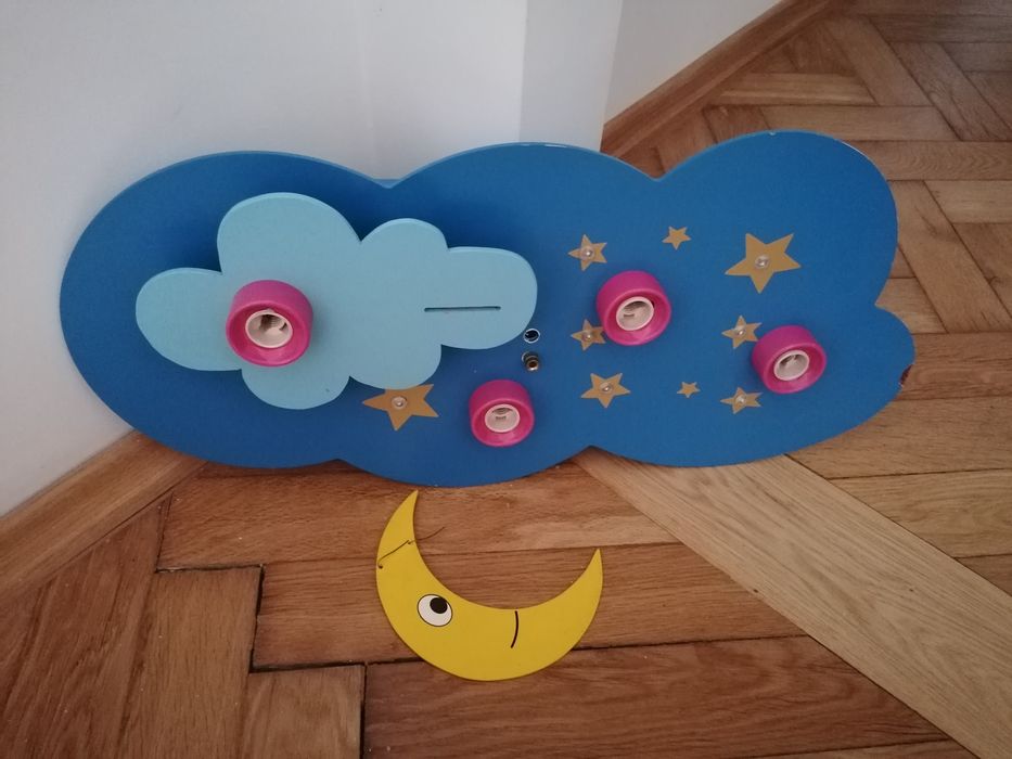 Lampa ścienna oddam