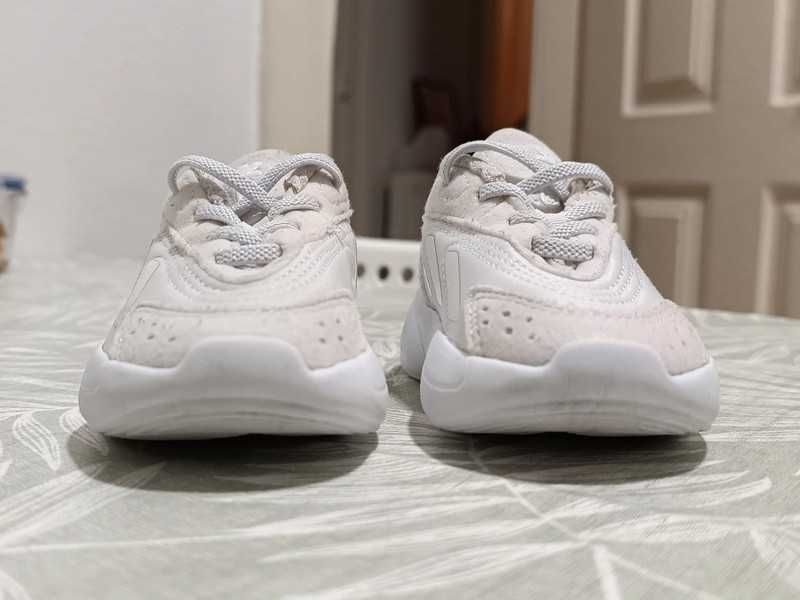 Sapatilhas Adidas Ozeli Criança