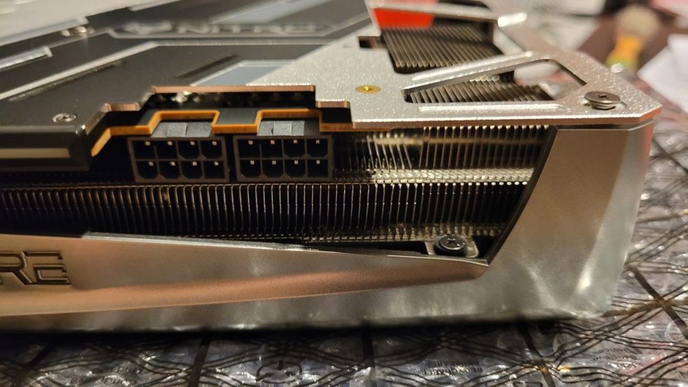 RX 5700XT Sapphire Nitro+