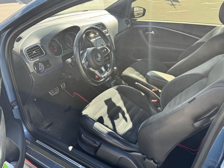 Volkswagen Polo 2015 VIN WVWZZZ6RZGY072750 фото оголошення 5 з 8
