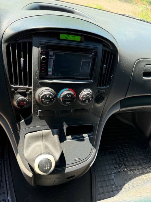 Hyundai H1 Starex бус 6 передач