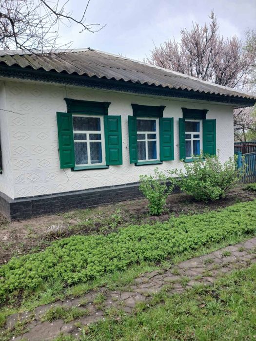 Будинок в с. Вереміївка неподалік водосховища Черкаськоі області