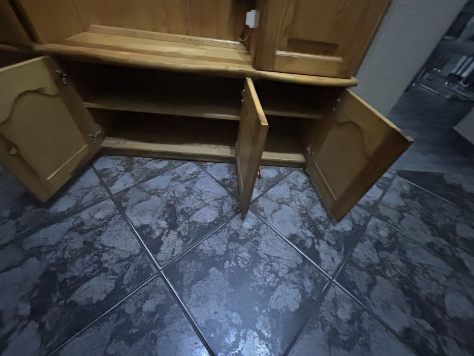 Szafa na korytarz