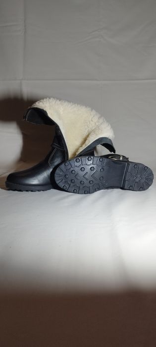 Кожаные сапожки для девочки