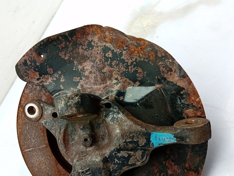 Manga de eixo frente direita HYUNDAI H-1 / Starex (A1)