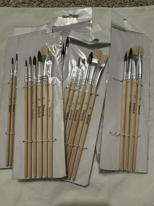 Pędzle do farb plakatowych 8 kompletów