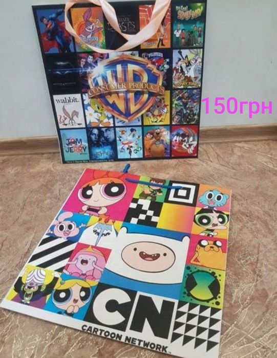 Фирменный брендовый бумажный упаковочный оригинальный пакет, кульки