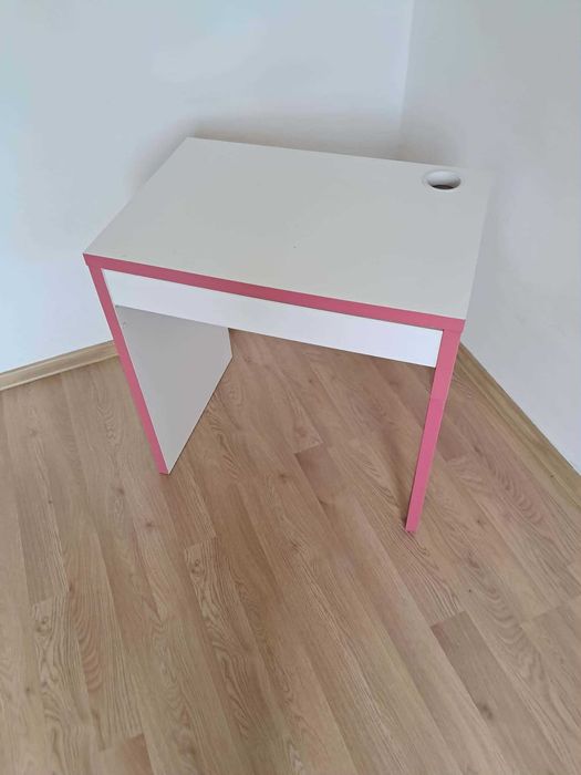 Biurko IKEA MICKE biało-różowe