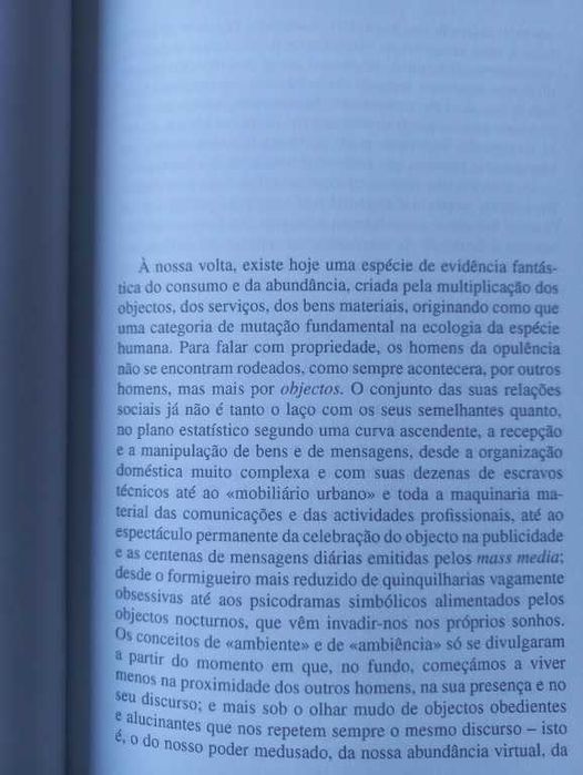 A Sociedade de Consumo - Jean Baudrillard