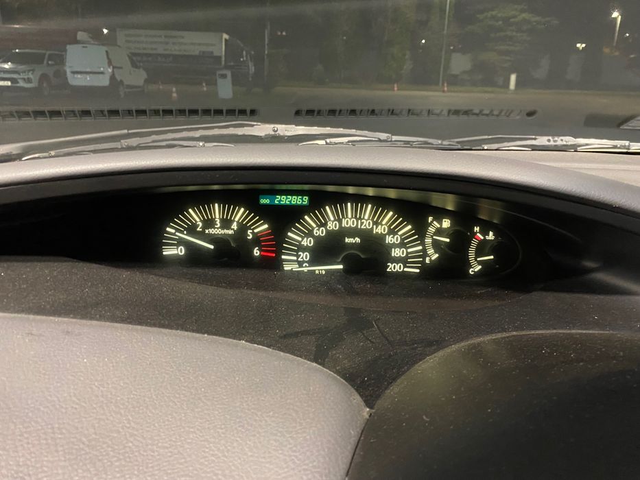 Toyota Previa 6 os., skóra, 2,0 diesel manual, tempomat, 290.tys.km