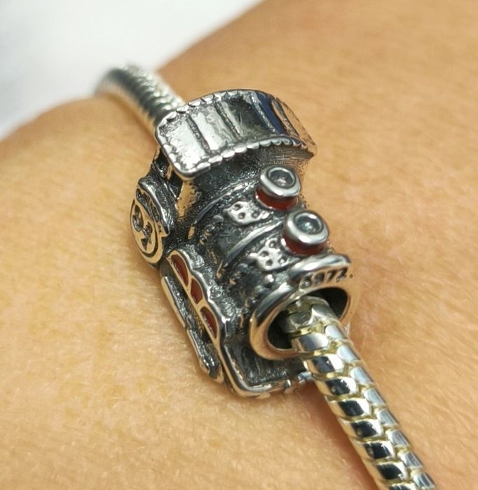 Zawieszka Charms Pociąg do Hogwartu 9 i 3/4 Harry'ego Pottera