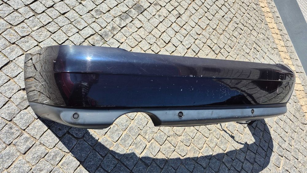 Para-Choques Traseiro Audi A4 B5 8D Sedan Facelift Com Lip e Sensores Originais