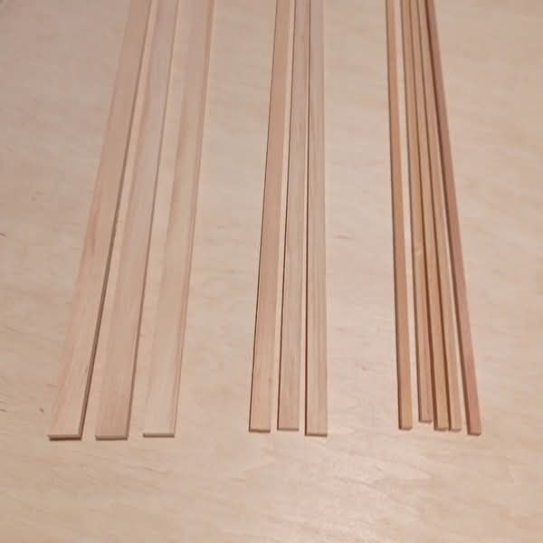 Заготовки з різної деревини для творчості