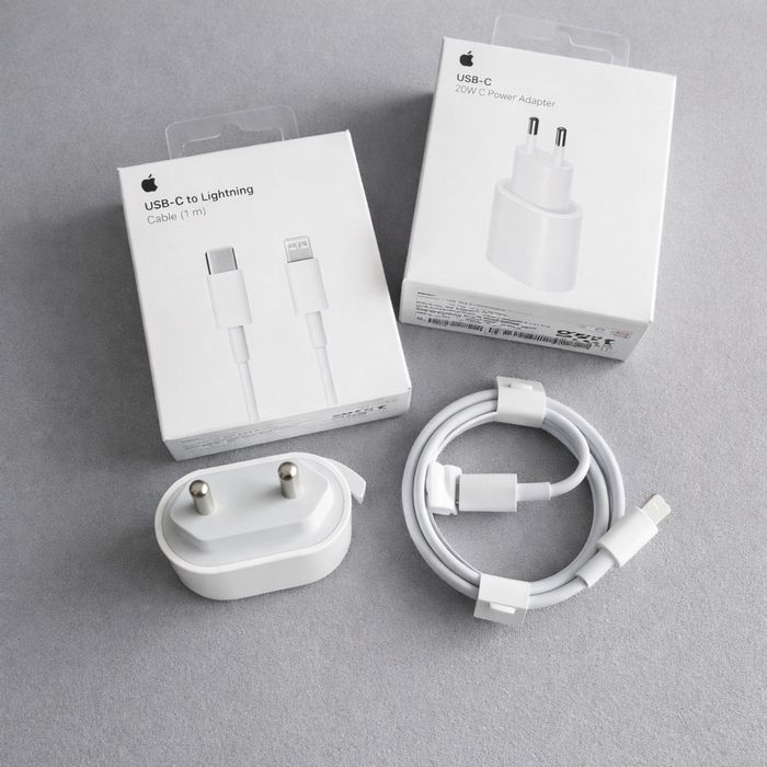 Оригінальна зарядка Apple 20W + кабель USB-C Lightning
