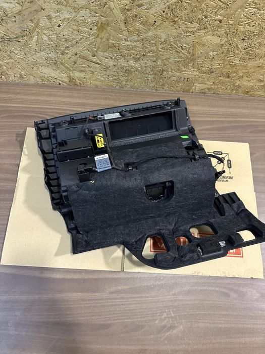 Schowek pasażera Audi A4 B9 lift