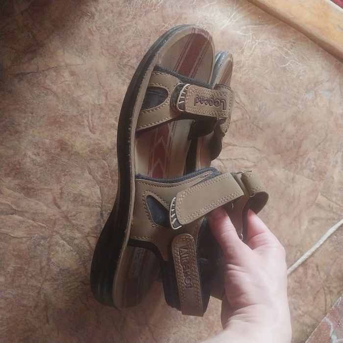 Взуття чоловіче Legend, Crivit